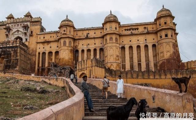 中国“打穿”喜马拉雅山，尼泊尔人兴奋不已，印度人觉得不可思议