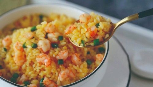  少许■黄金蛋炒饭，只需记住这些要点，做出来色香味俱全，百吃不厌