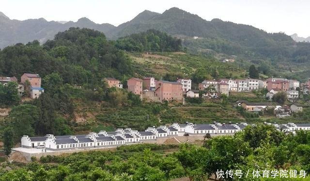 农村买车“怪象”借钱、不开都要买！有车和没车的差距到底在哪
