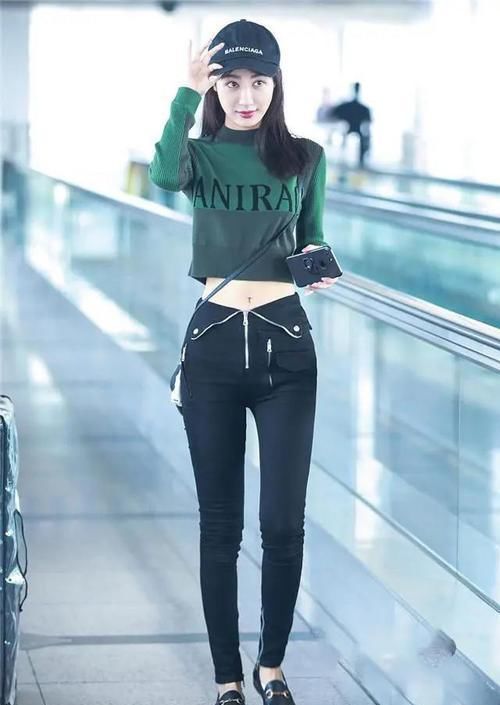  「春天」女生春天穿卫衣，一定要避开的“3种”款式，寒酸没档次很难看