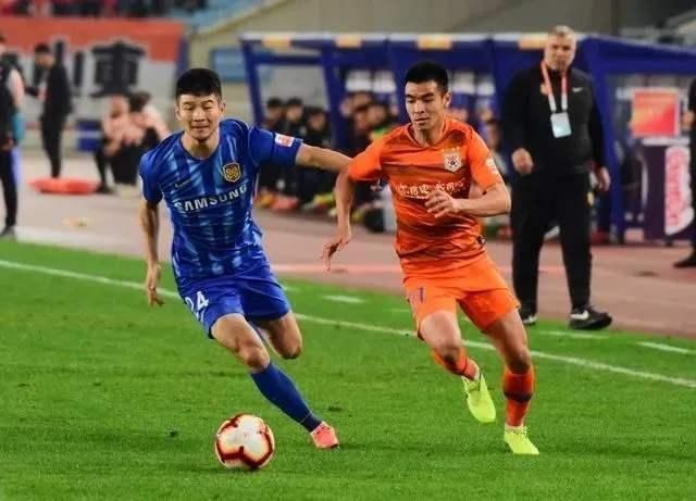  球队：大器晚成！富力强援终于成熟了，1决定成中国年轻球员榜样