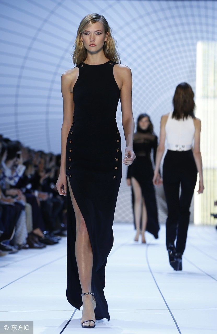 卡莉克劳斯:维密超模，身材真是绝了