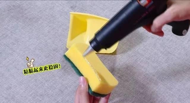  #留在#洗洁精用完了，为何她还把空瓶子留在厨房里？