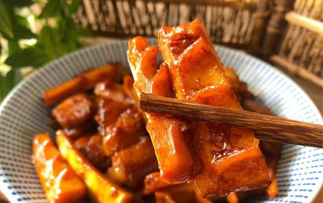 『懂得』春天,这个菜比肉贵,现在吃脆嫩又鲜美,可惜懂得吃的人不多