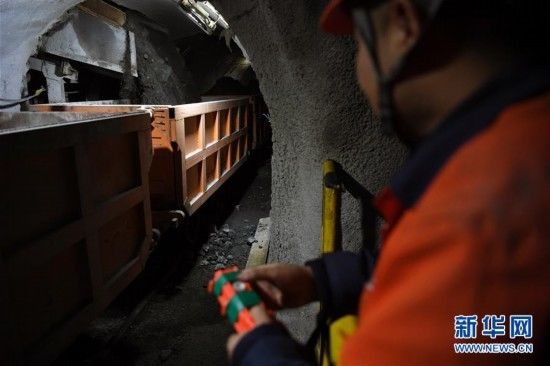  地下：地下600米的坚守