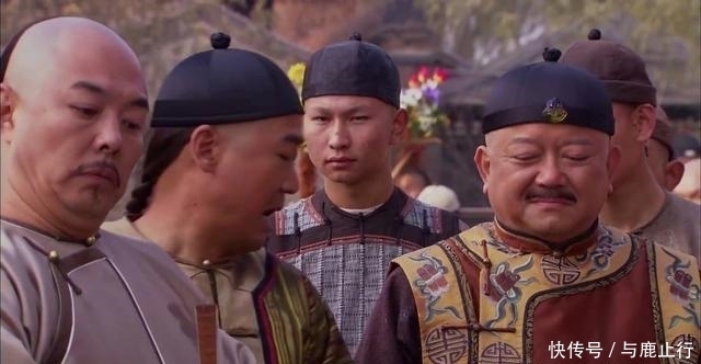 算命:乾隆找人算命,算命先生留给他一张白纸,让他半小时以后拆开看