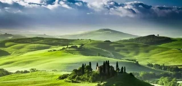 不必仰望别人,自己就是风景!