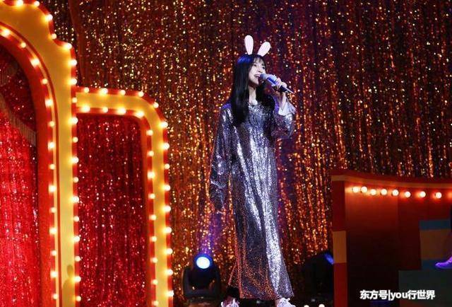 不再是时尚黑洞！摆脱紧身裤的baby，这样穿秒变仙女！