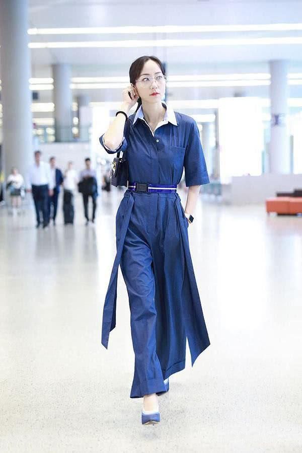 陈乔恩厉害了!吊带连体裤都撑变形了，网友:眼前一亮