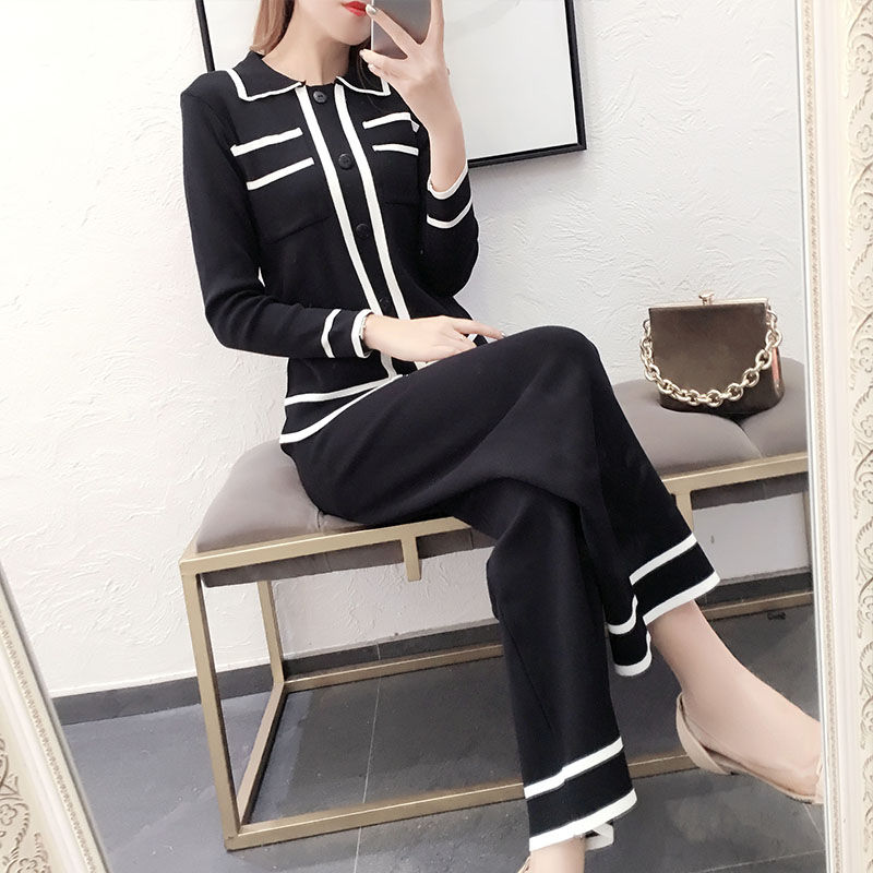 天气将转凉，打底裤扔了吧!40岁老婆换上时髦套装，美的认不出