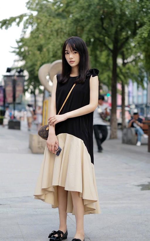 街拍:秋天到了，小妖精都上街了