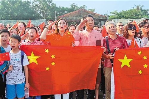  「祖国」港澳各界热议新中国成立70周年庆祝活动：祝愿祖国更加