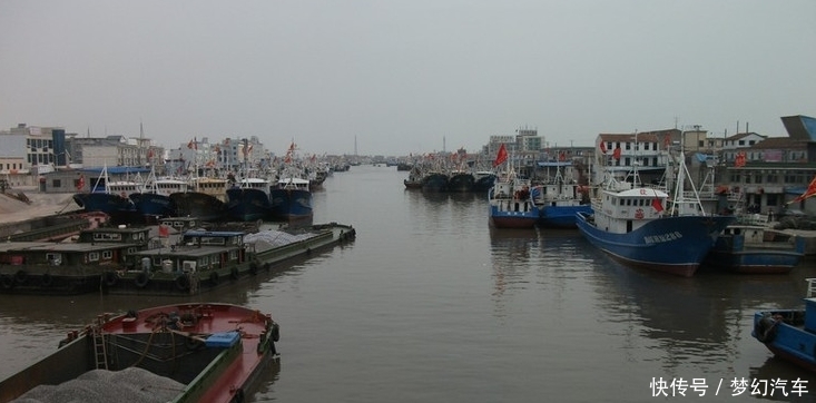 这城市曾经与苏州合称并蒂花，现苏州成江苏第一，它却沦落县级市