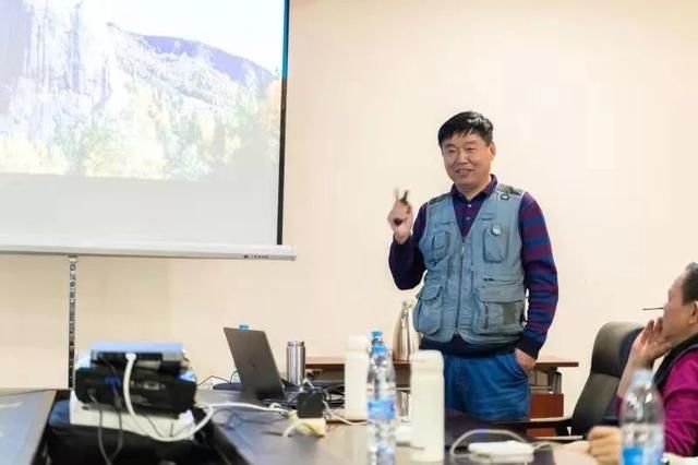 服气!接近零下20度,这台10多万的SUV还敢爬山撒野