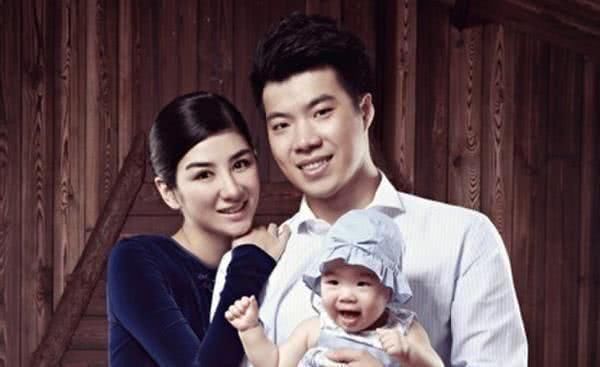 黄毅清告网友造谣索赔587万，被骂:你怕是想钱想疯了吧