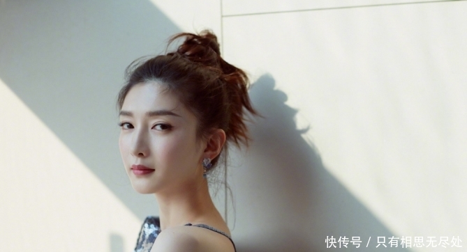 『施华洛世奇』穿的好看不如戴的好看?女明星全靠它吸睛,不信你试试