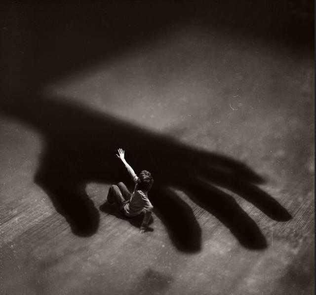 8岁开始摄影,没上过一天学的他,天才创作已超过2亿次点击