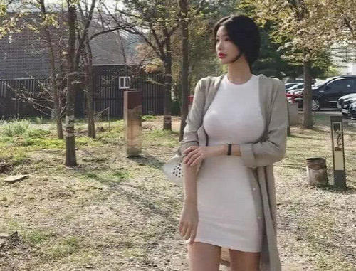 当美女偶遇白色包臀裙，曼妙身姿展现的淋漓尽致！