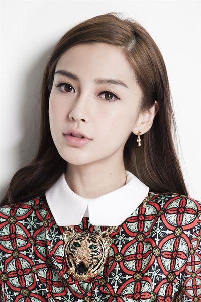 真没想到27岁杨颖撞衫34岁张韶涵，相差7岁竟完败