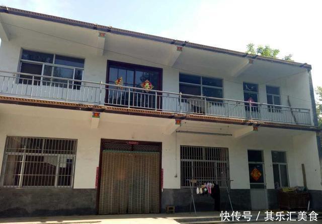  我家：休假回农村来了，晒晒我家的农村小院，还是农村好！