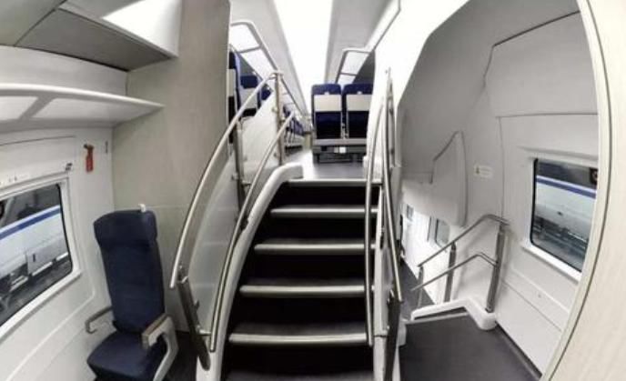 中国高铁被工程师“玩坏了”：提速还不够，又甩出新杀手锏