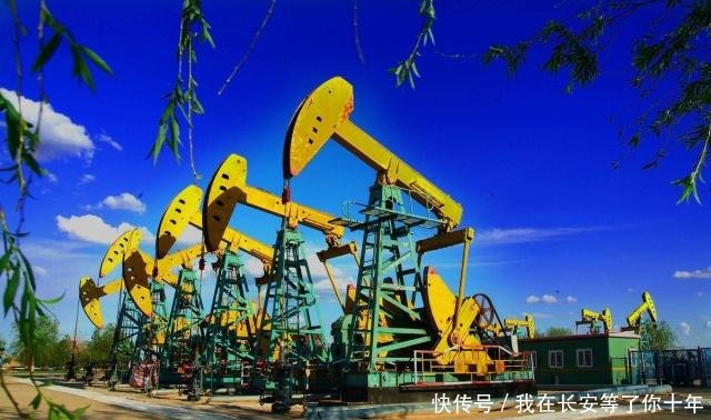 塔里木发现一块大油田，开采难度小，但美专家建议最好别开采