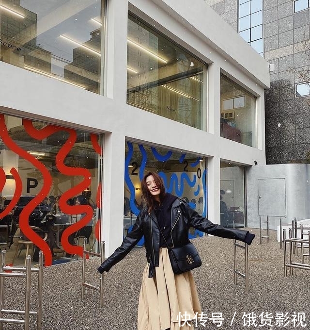  [色打底衫]矮个子穿出大长腿既视感，跟着这位149cm台湾时尚博主学穿搭吧