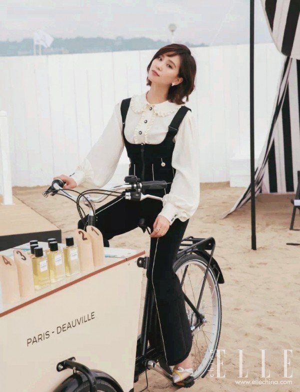 别再穿阔腿裤了 今夏最流行的“初恋裤”来了！