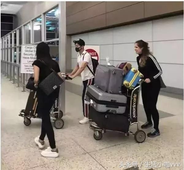 范冰冰被封杀的传闻不断，如今以公益现身也许这些事情都只是巧合