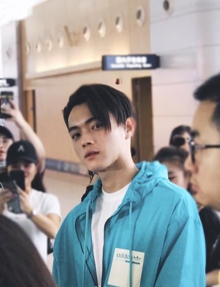 中国版小李子？许凯给造谣家暴的网友发律师函，还说自己很专一