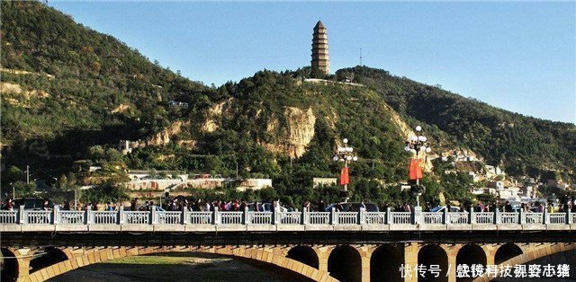 中国真正的“一线城市”，宽不足300米，削平33座山头打造一座新