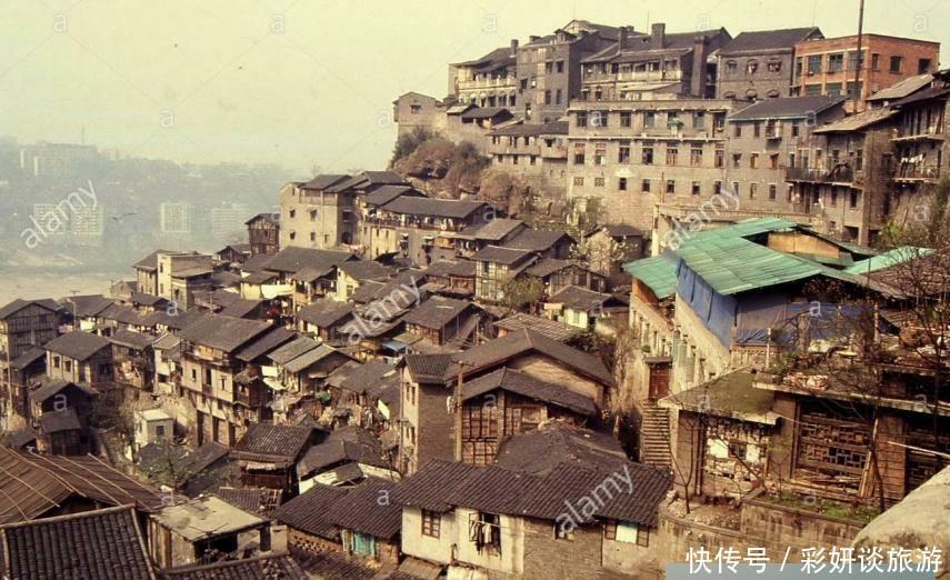  胡子■山是一座城 城是一座山1985年的山城重庆