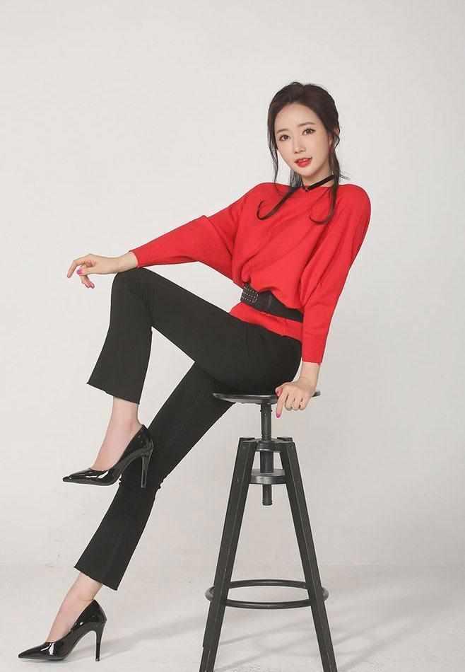 人家说身材差的穿紧身裤不好看，而身材好的就不一样了