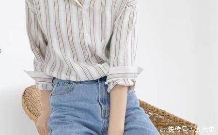 时尚:牛仔裤搭配让你一秒穿出时尚感 美女都会这么穿搭
