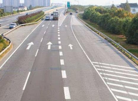 高速路上最危险的几个地方，如果开车路过了最好赶紧通过