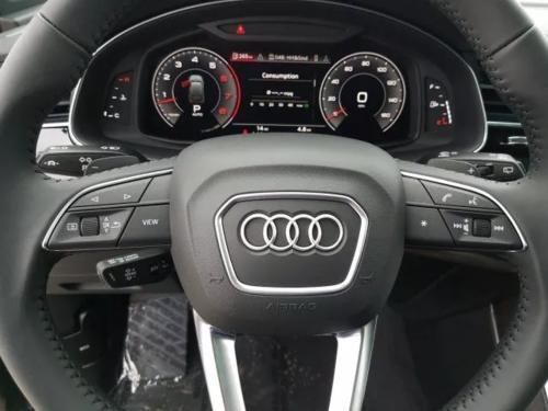  #豪华#想买豪华中大型SUV，不妨再等等，新款奥迪Q7惊喜不断