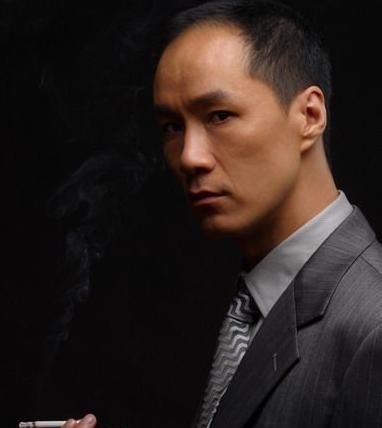 【家暴】她曾与刘晓庆齐名,被前夫家暴,嫁小8岁冯远征,65岁被宠成公主