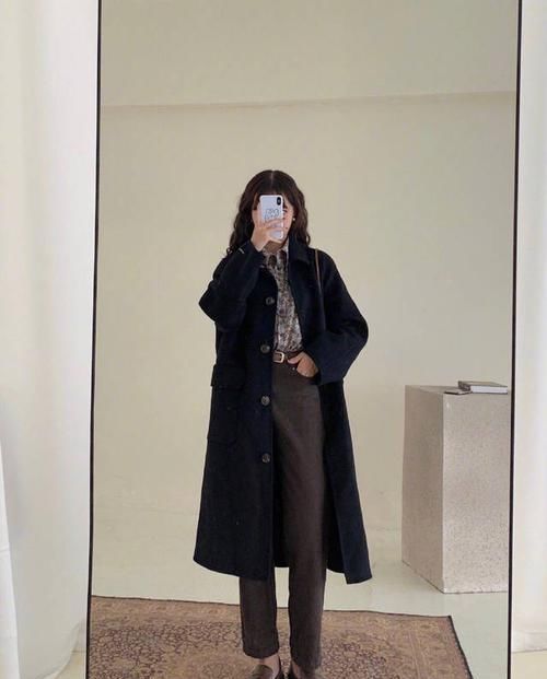 #大衣#黑色大衣怎么穿才出彩?9种内搭方案让你变成街上最亮的仔!