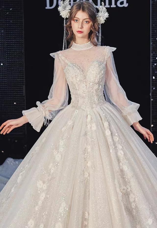  「婚纱」“运动婚纱”PK“仙女婚纱”，一个时尚一个优雅，你中意哪款？