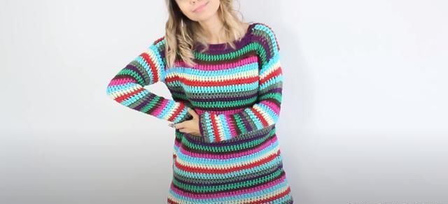  #融入#这样的钩针衫时尚又洋气，大胆融入自己喜欢的配色，彩虹衣教程