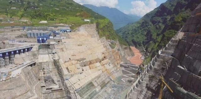 中国世界级水电工程，预计2020年开放，近50万居民因此搬迁