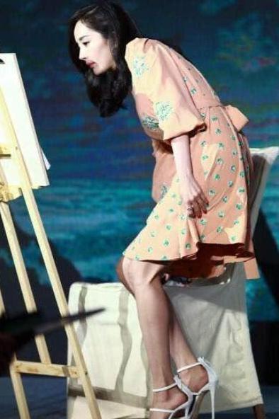 果然是穿高跟鞋的达人, 杨幂的高跟鞋你一双都驾驭不了