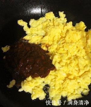  『配料』东北人爱吃的鸡蛋酱做法，做法简单配料很少即可做成