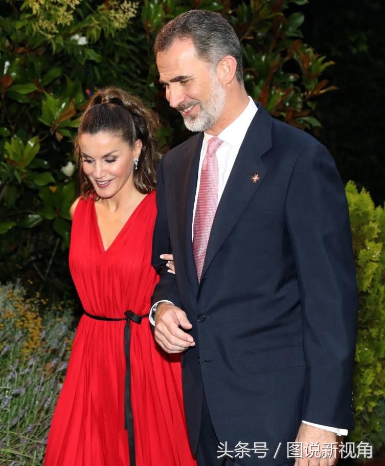 王室女性新发型照:西班牙王后独树一帜，梅根模仿凯特