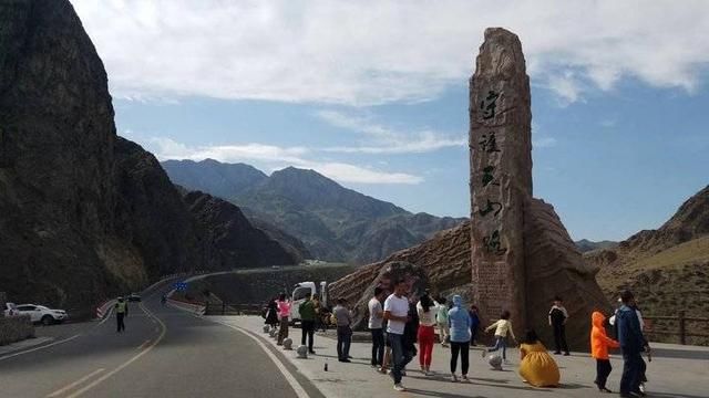 西游记～独库公路：一条中国军人用生命筑就的英雄之路