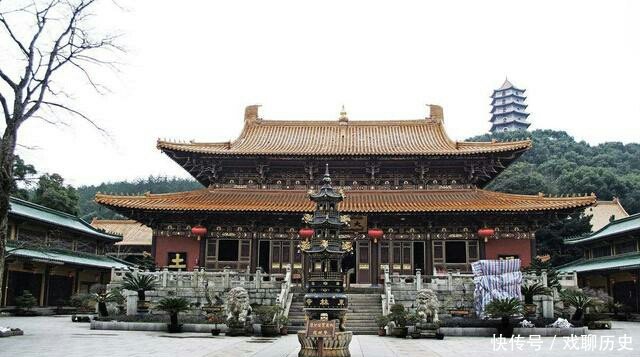 中国最傻的寺庙,不收门票还免费送斋饭、佛经,但有一种人不准进