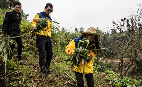  不少：打工有点吃力的农民，这4条道没准是“捷径”，走通一个都