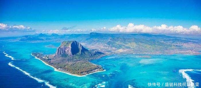 比世界上最高的瀑布落差大4倍，一秒流干25个亚马逊河，却在海底