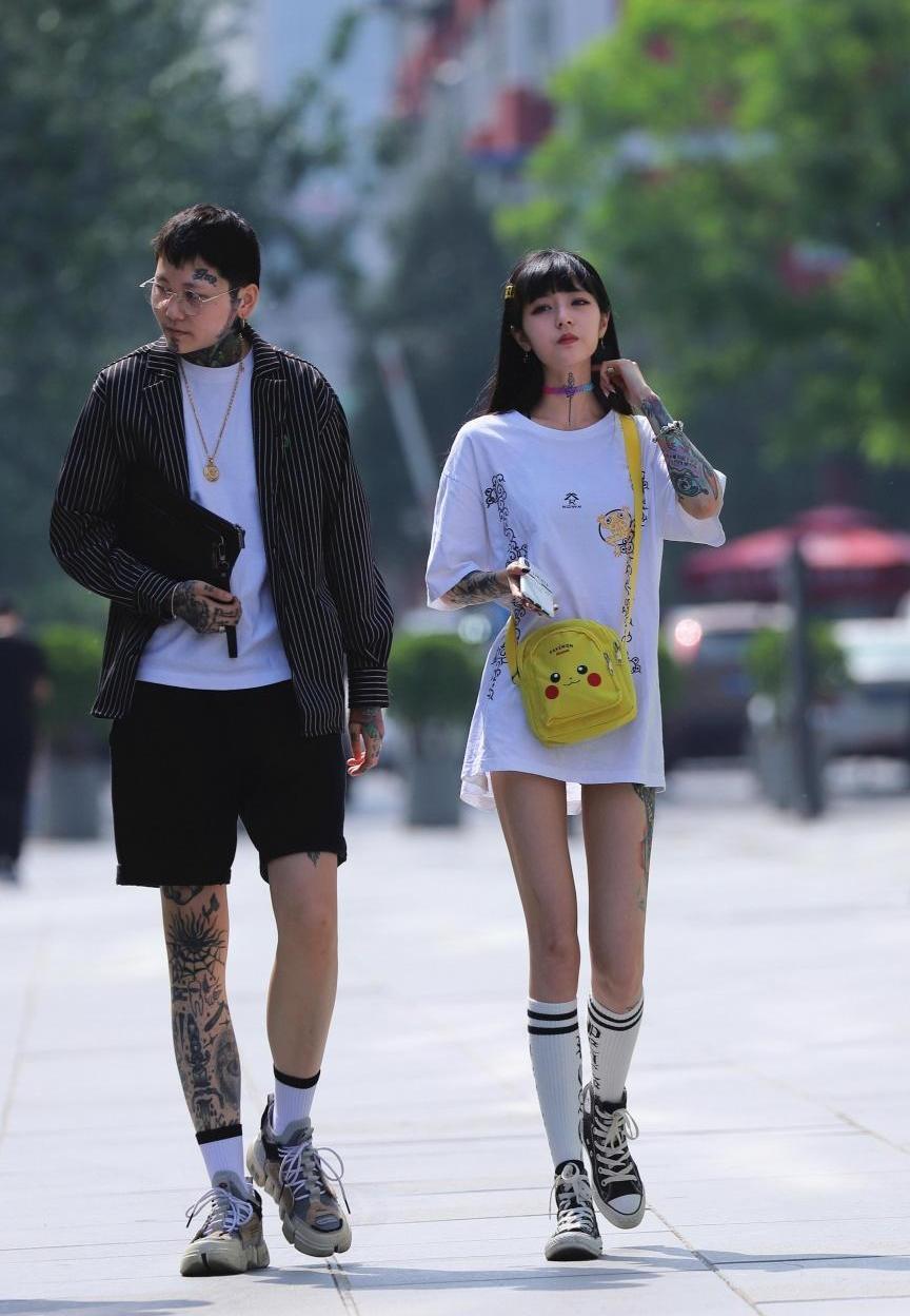 三里屯的随手拍, 不同的类型的女孩, 展现不同的美与青春