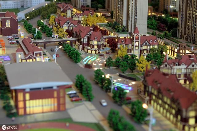  城市居民：为什么农村实行一户一宅，城市就可以一户多宅？看看